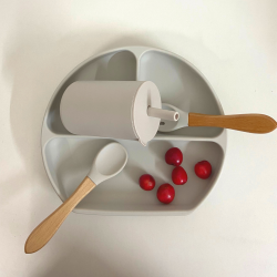 Silicone Plate + Glass with Straw and Lid + Spoon + Fork – White